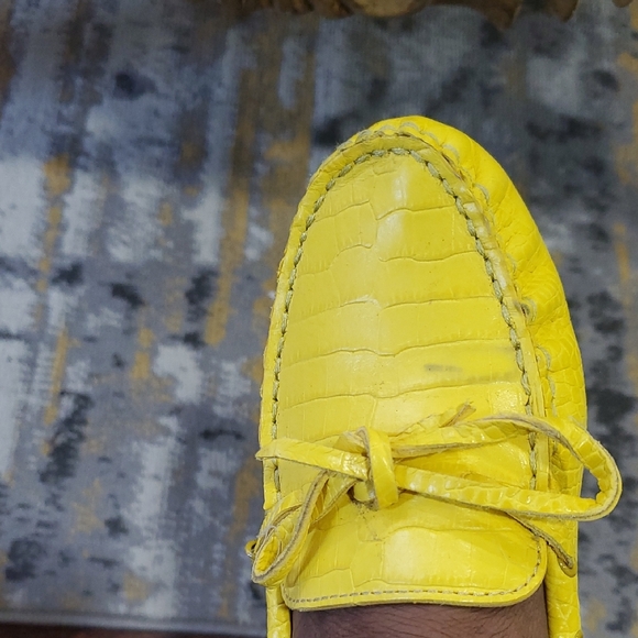 J. Crew Vibrant Yellow Croc-Embossed Moccasins Slipon Sz 8 - Picture 14 of 16